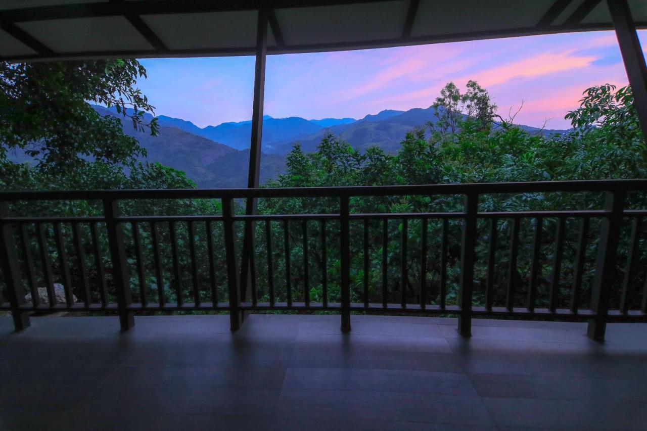Sattva-The Awakening Garden Hotel Kakkadampoyil Luaran gambar